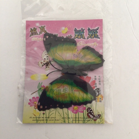 BUTTERFLY PIN NWT - Picture 2 of 5